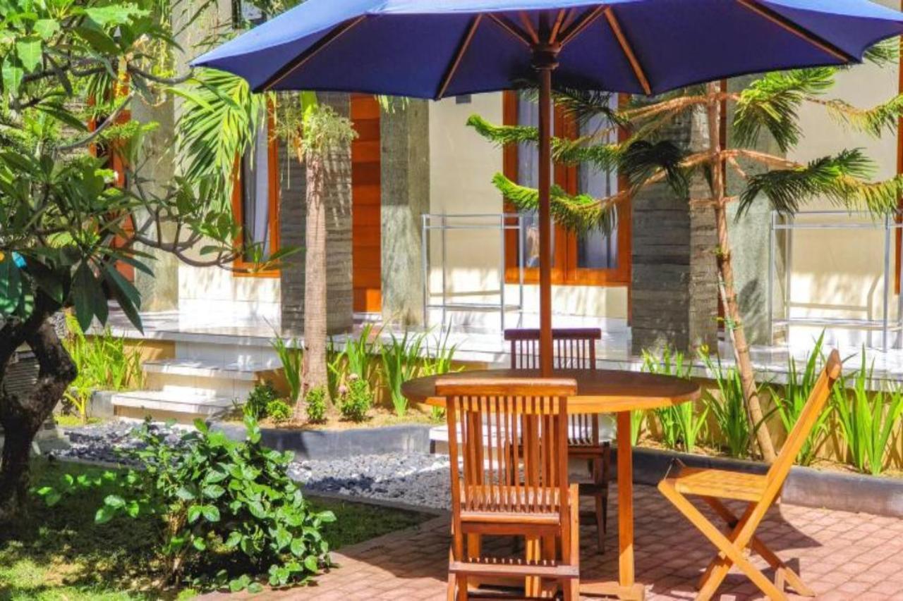 Oyo Flagship 91237 Ratu Guest House Kedunganan Zewnętrze zdjęcie