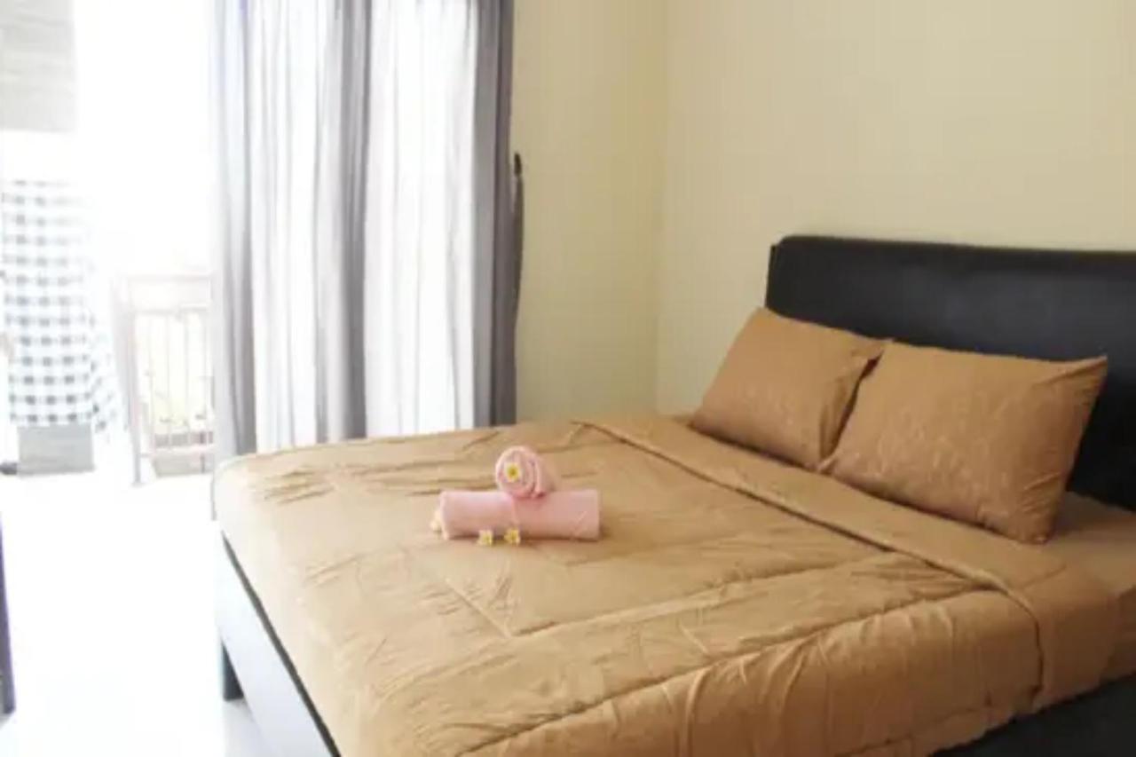 Oyo Flagship 91237 Ratu Guest House Kedunganan Zewnętrze zdjęcie